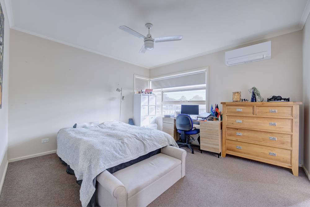 1/17 Dahlsen Crescent, BAIRNSDALE, VIC 3875