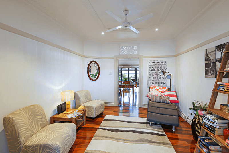 21 Regent Street, Caloundra, QLD 4551