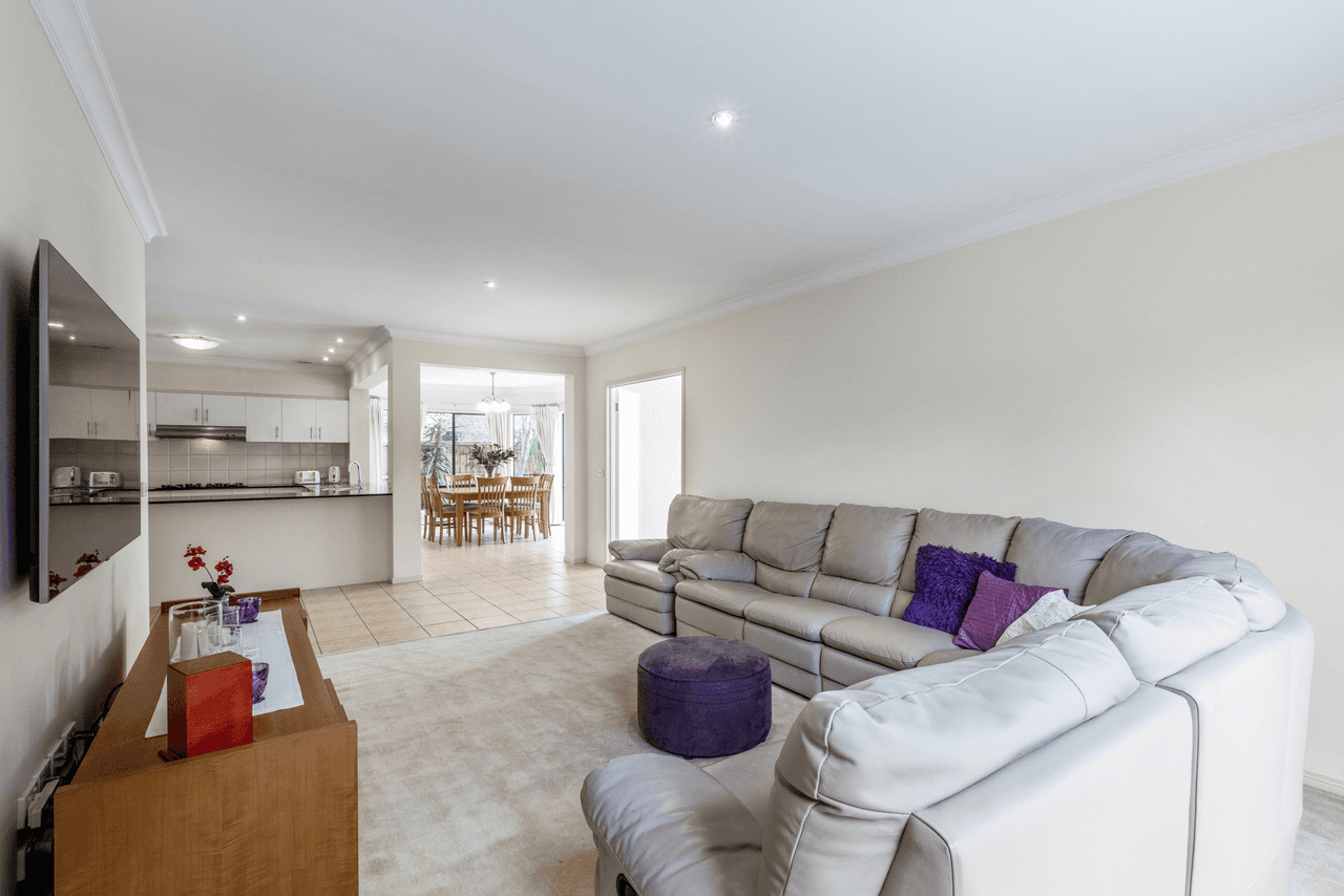 5 Reef Court, ASPENDALE GARDENS, VIC 3195