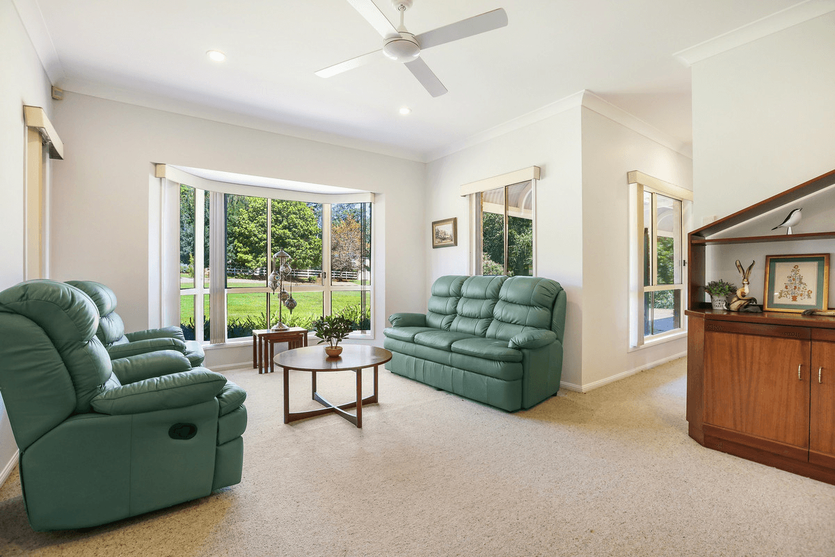 42-48 Normandie Court, Tamborine Mountain, QLD 4272