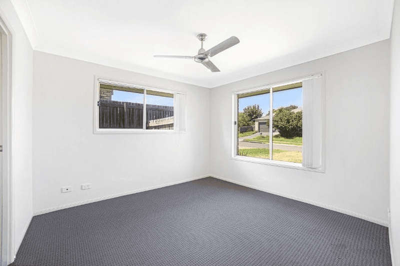 8 Dornoch Crescent, RACEVIEW, QLD 4305