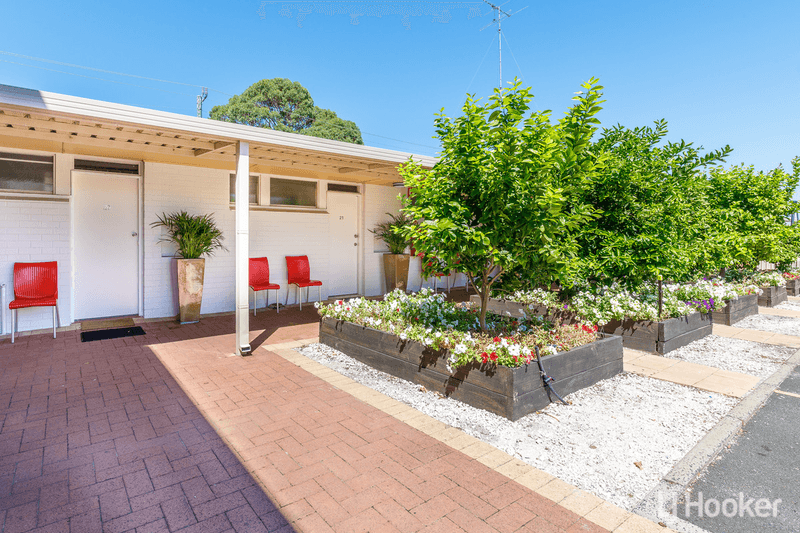 6 Pries Avenue, Busselton, WA 6280