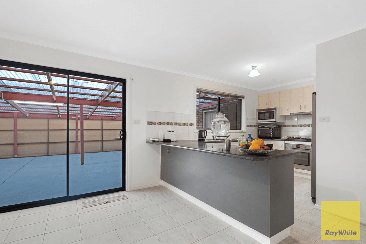 96 Rose Grange Boulevard, TARNEIT, VIC 3029