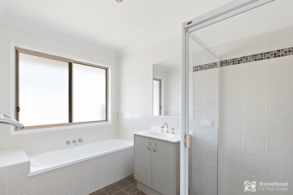 13 Firecrest Close, UPPER COOMERA, QLD 4209