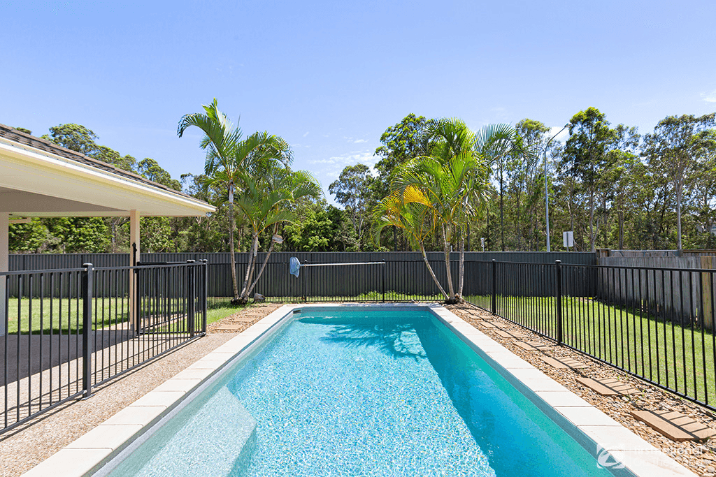 13 Firecrest Close, UPPER COOMERA, QLD 4209