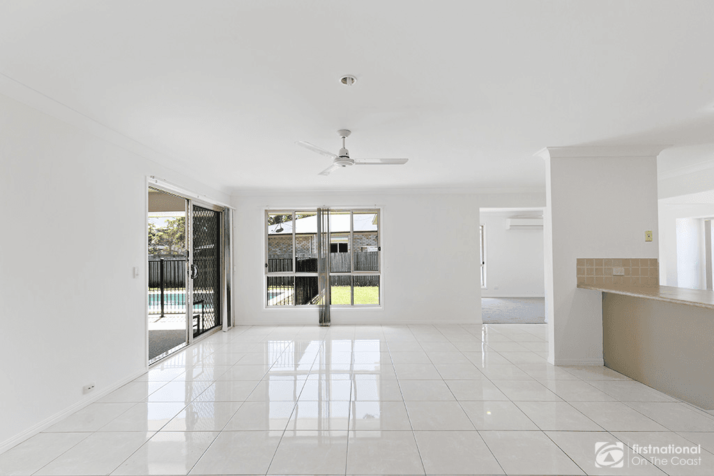 13 Firecrest Close, UPPER COOMERA, QLD 4209