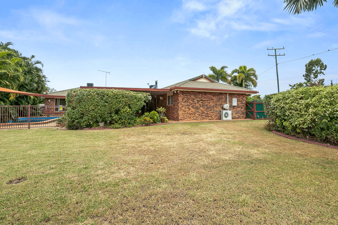 60  Long Street, EMERALD, QLD 4720