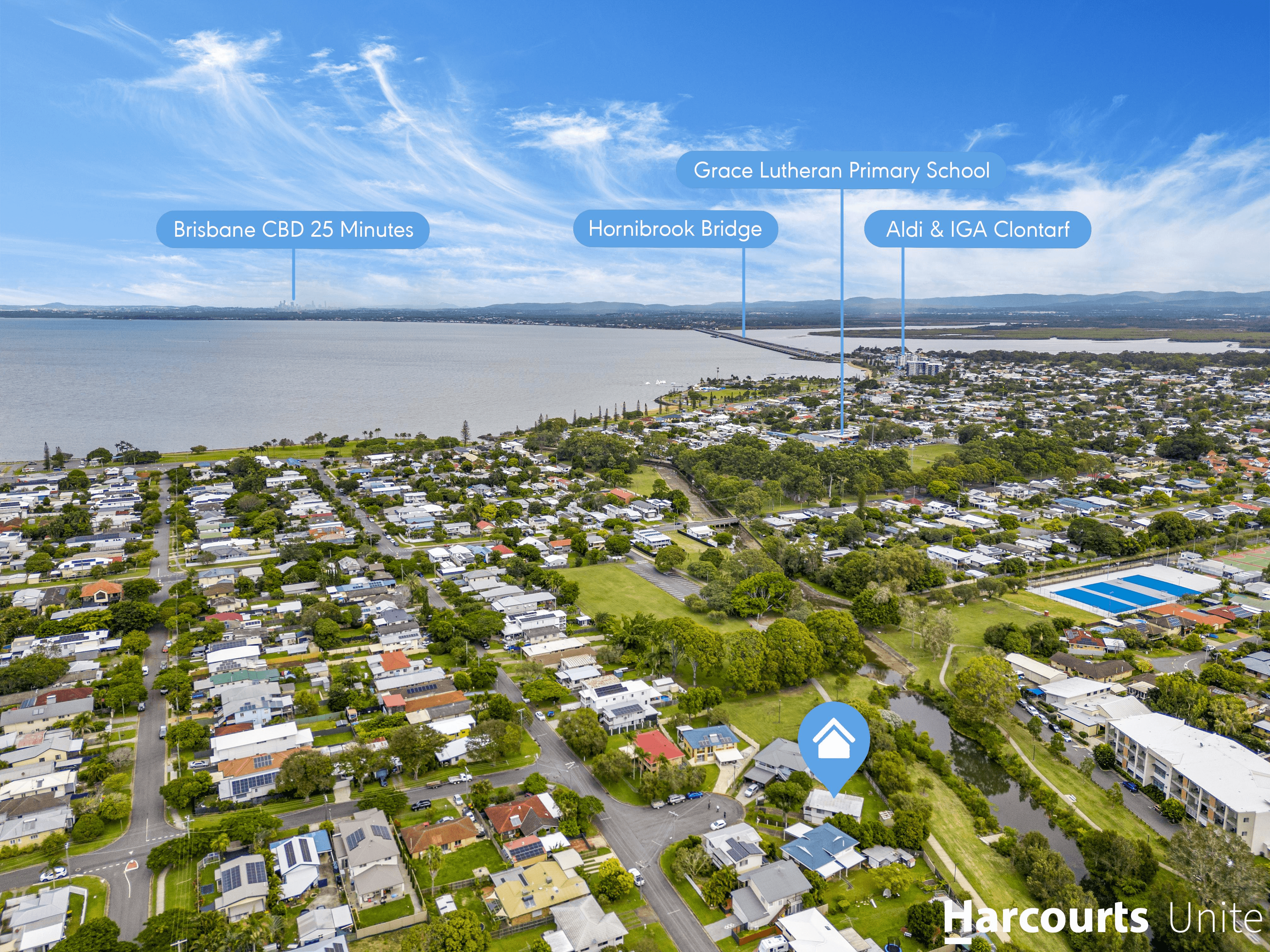 4 Barry Court, WOODY POINT, QLD 4019