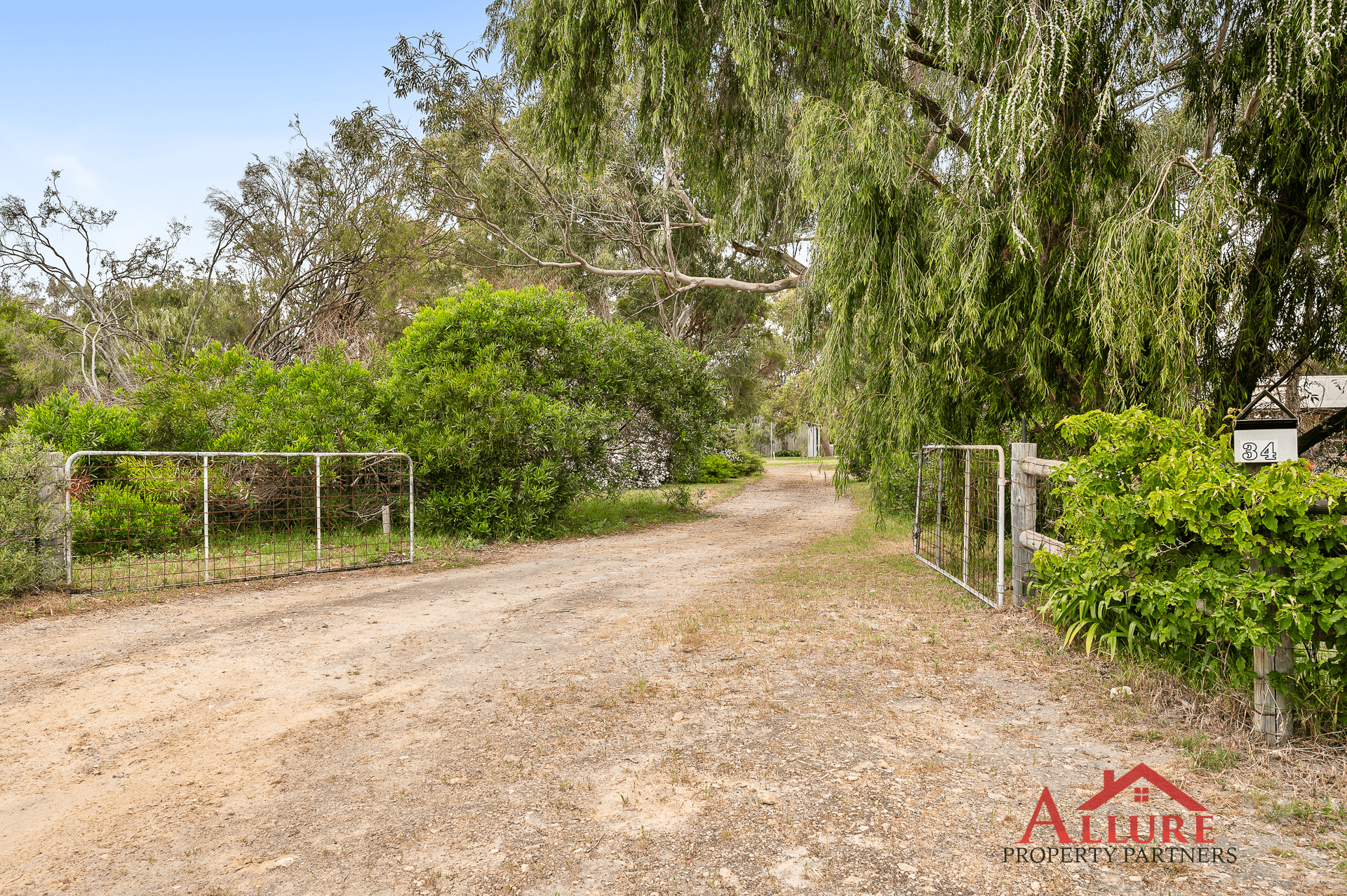 34 Vortilla Ct, Oakford, WA 6121