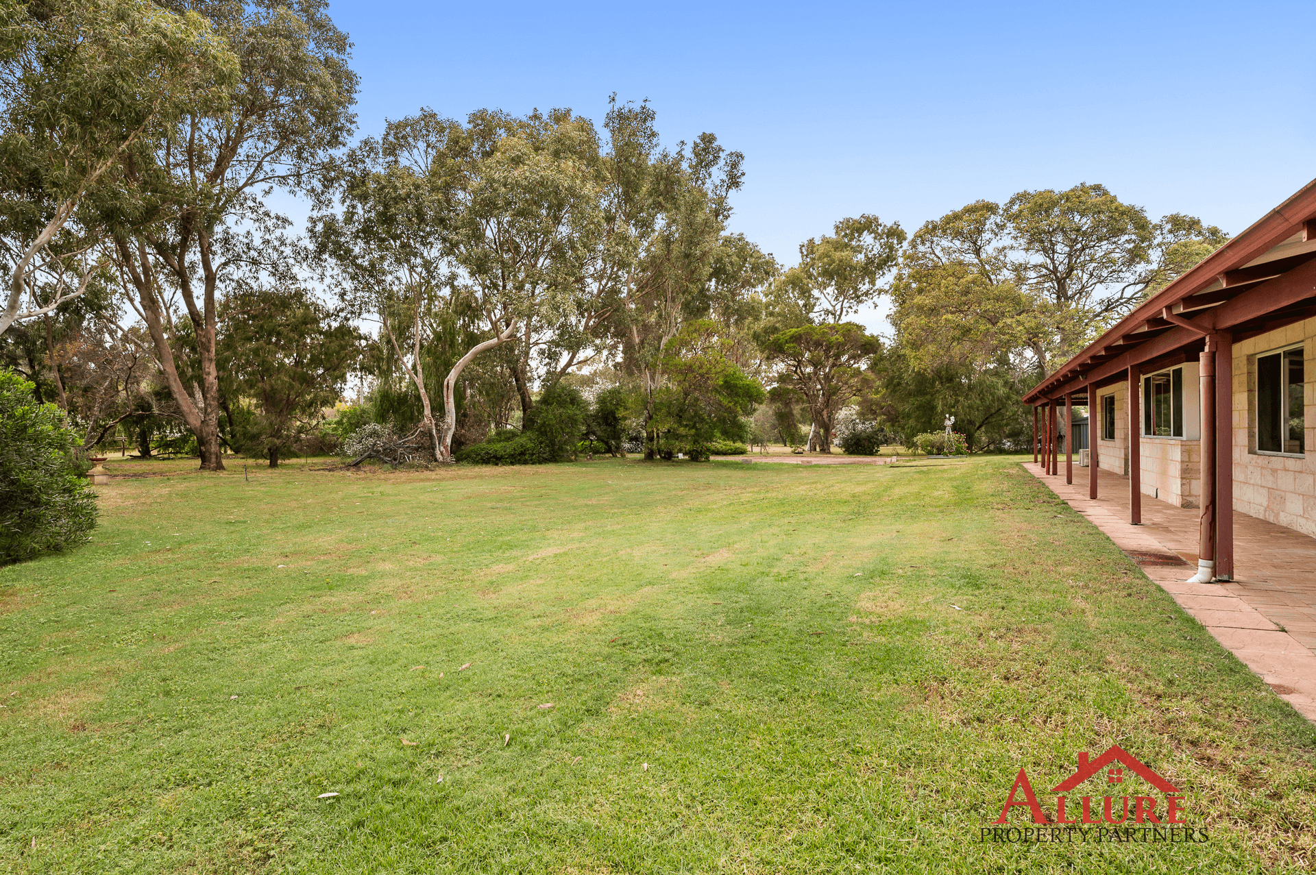 34 Vortilla Ct, Oakford, WA 6121