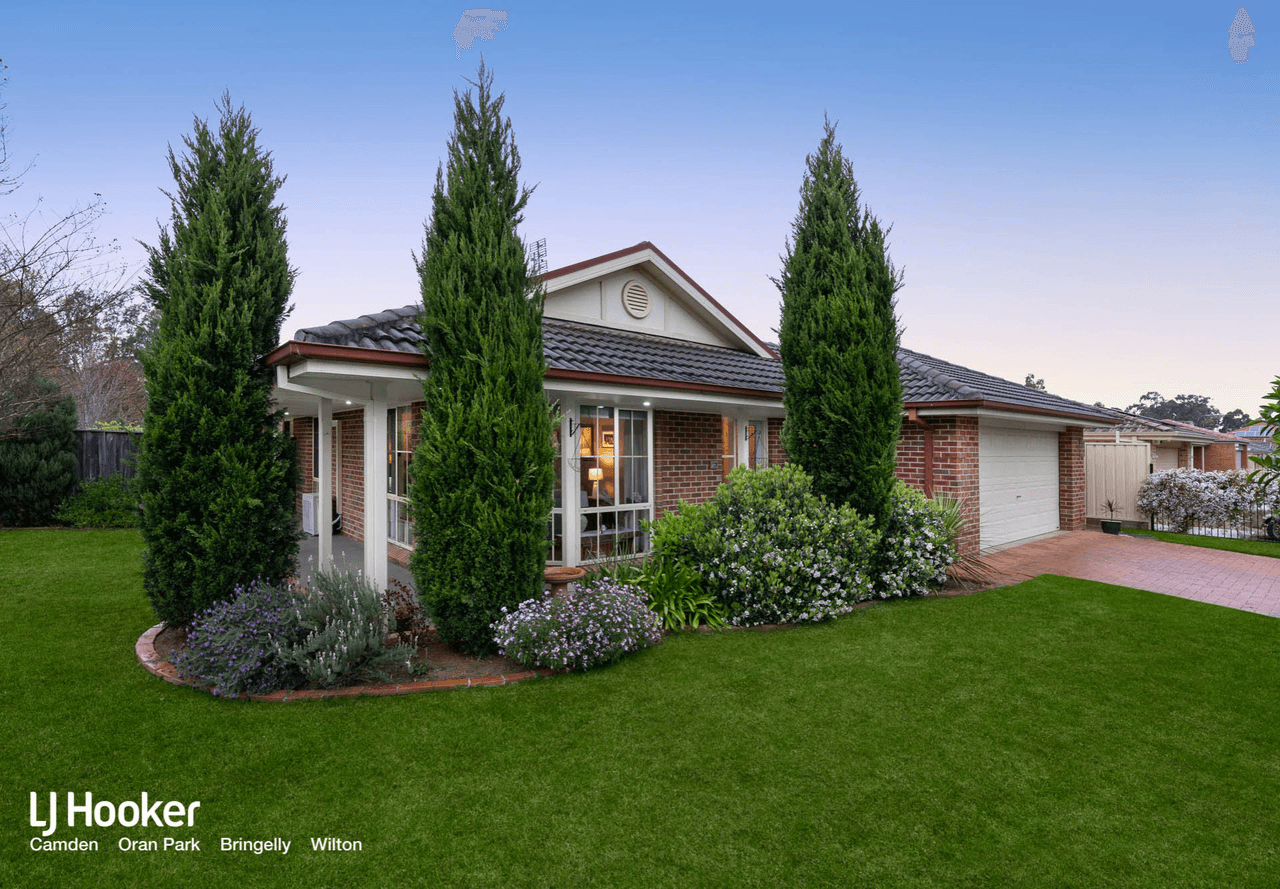 12 Ashford Circuit, CURRANS HILL, NSW 2567