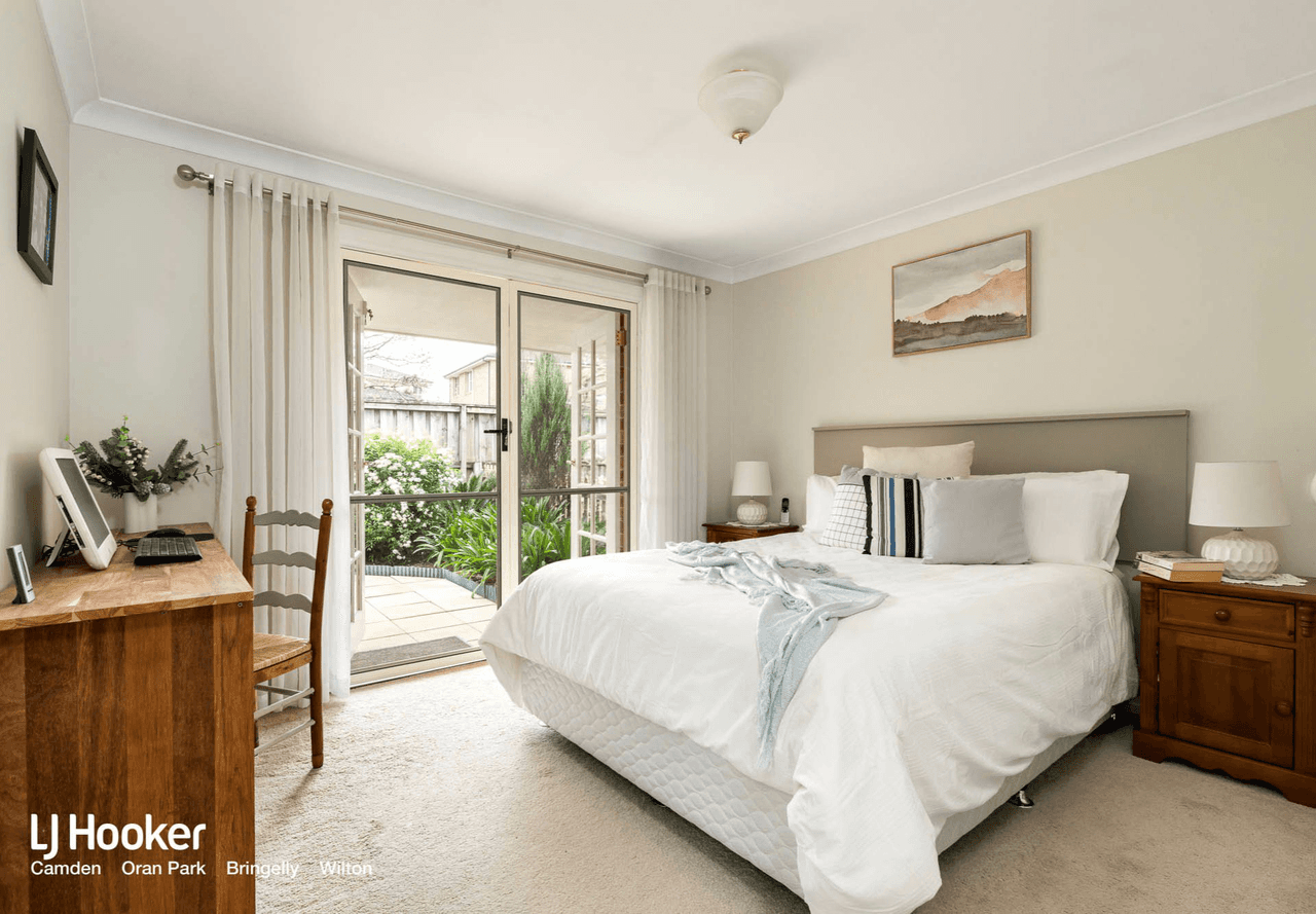 12 Ashford Circuit, CURRANS HILL, NSW 2567