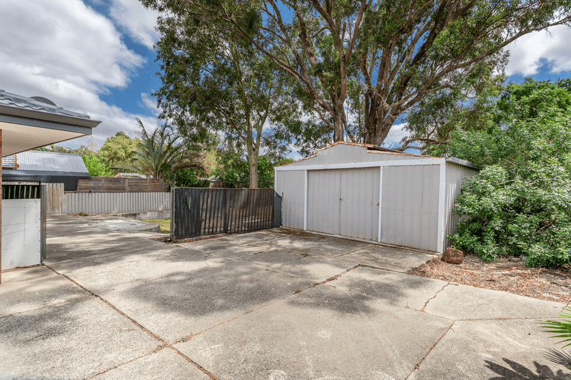 54 Tollington Park Road, KELMSCOTT, WA 6111