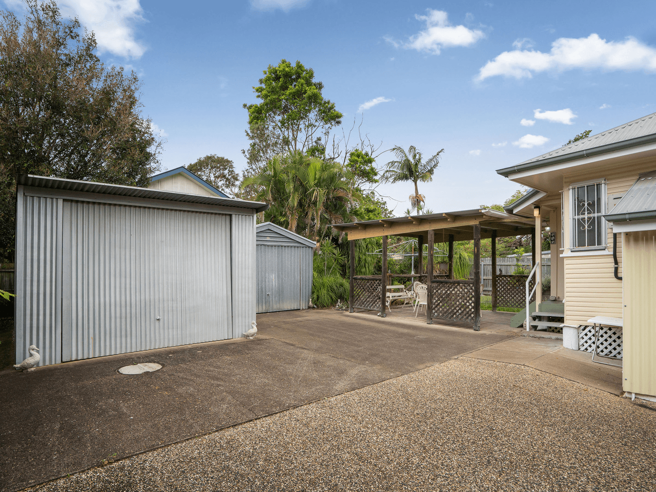 84 Layard Street, HOLLAND PARK, QLD 4121