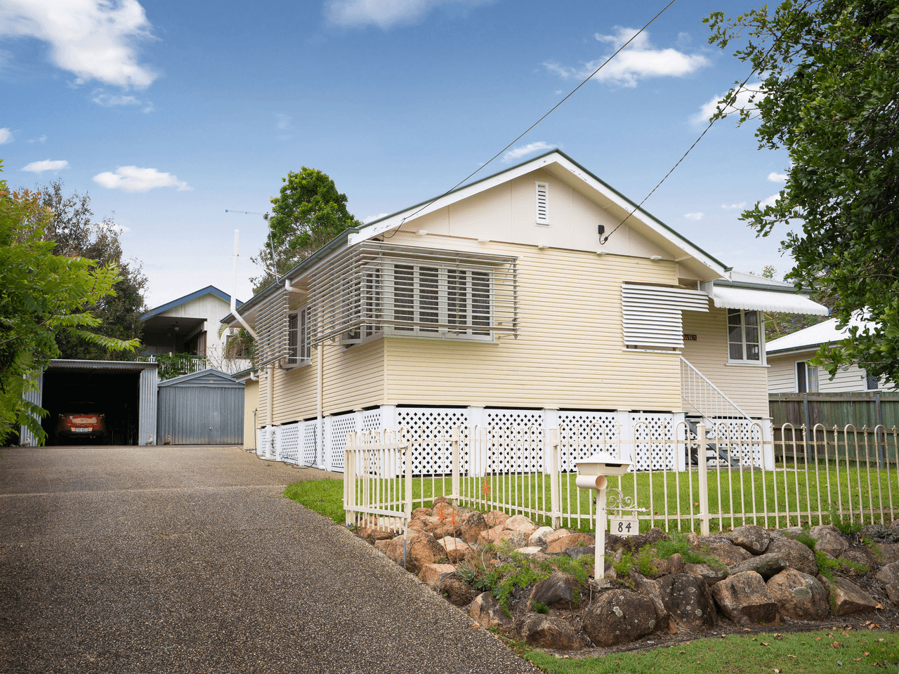 84 Layard Street, HOLLAND PARK, QLD 4121