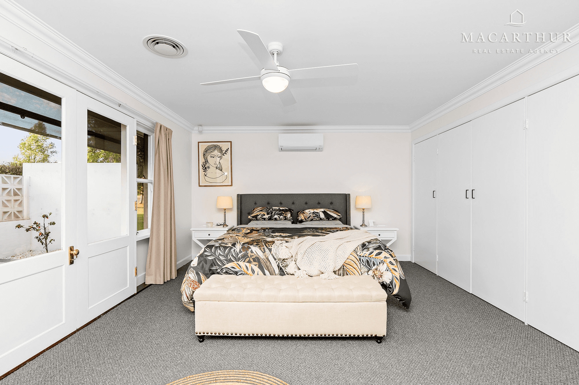 298 Mitchell Road, Lake Albert, NSW 2650