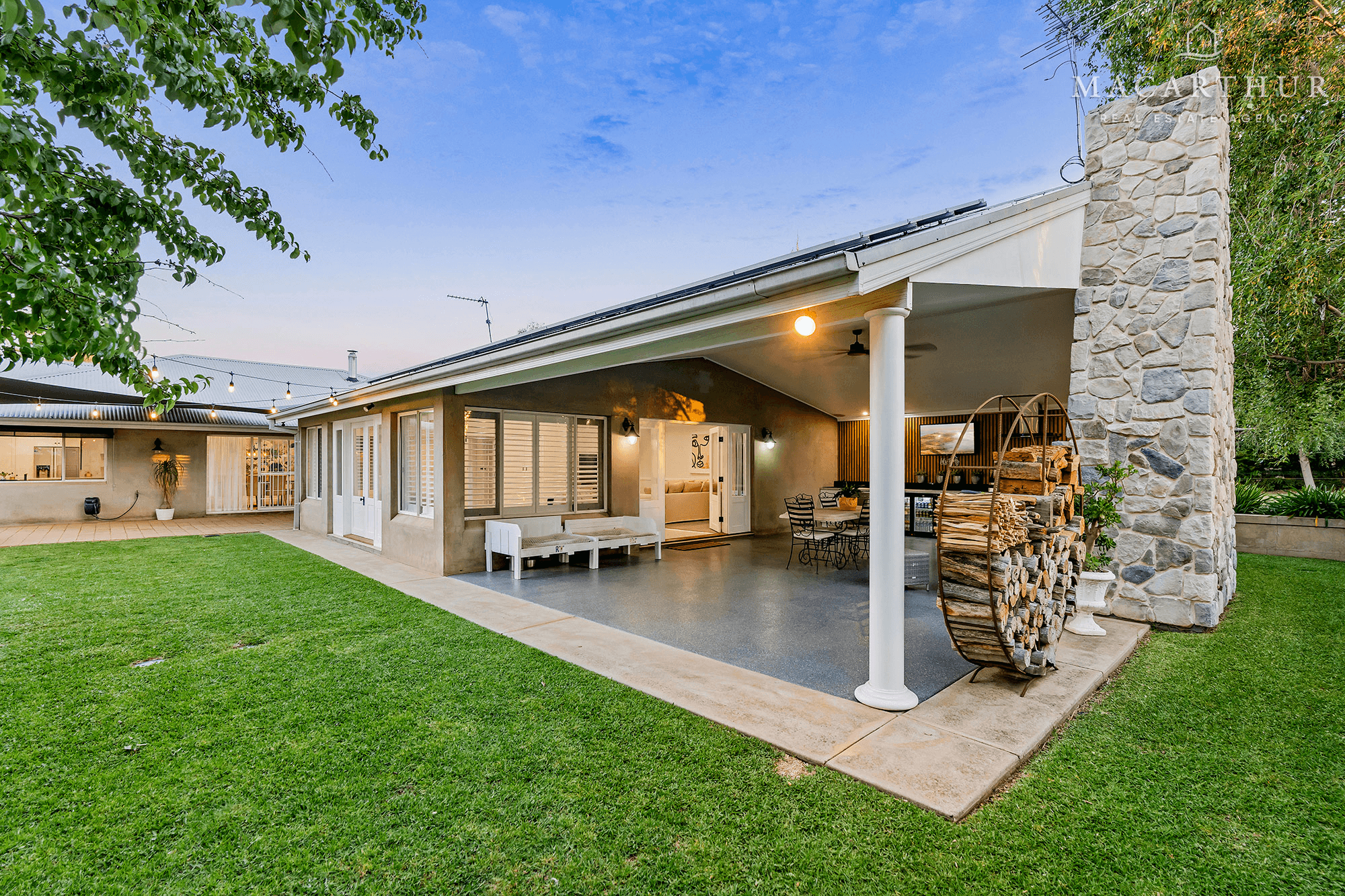 298 Mitchell Road, Lake Albert, NSW 2650