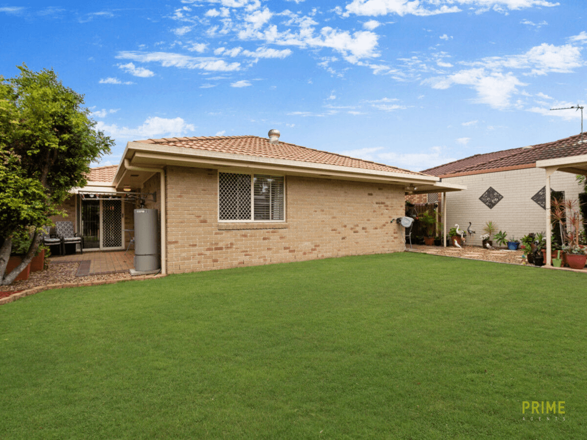 2 Brooke Court, Torquay, QLD 4655