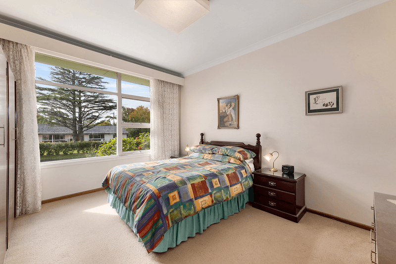 4 Massey Place, ST IVES, NSW 2075