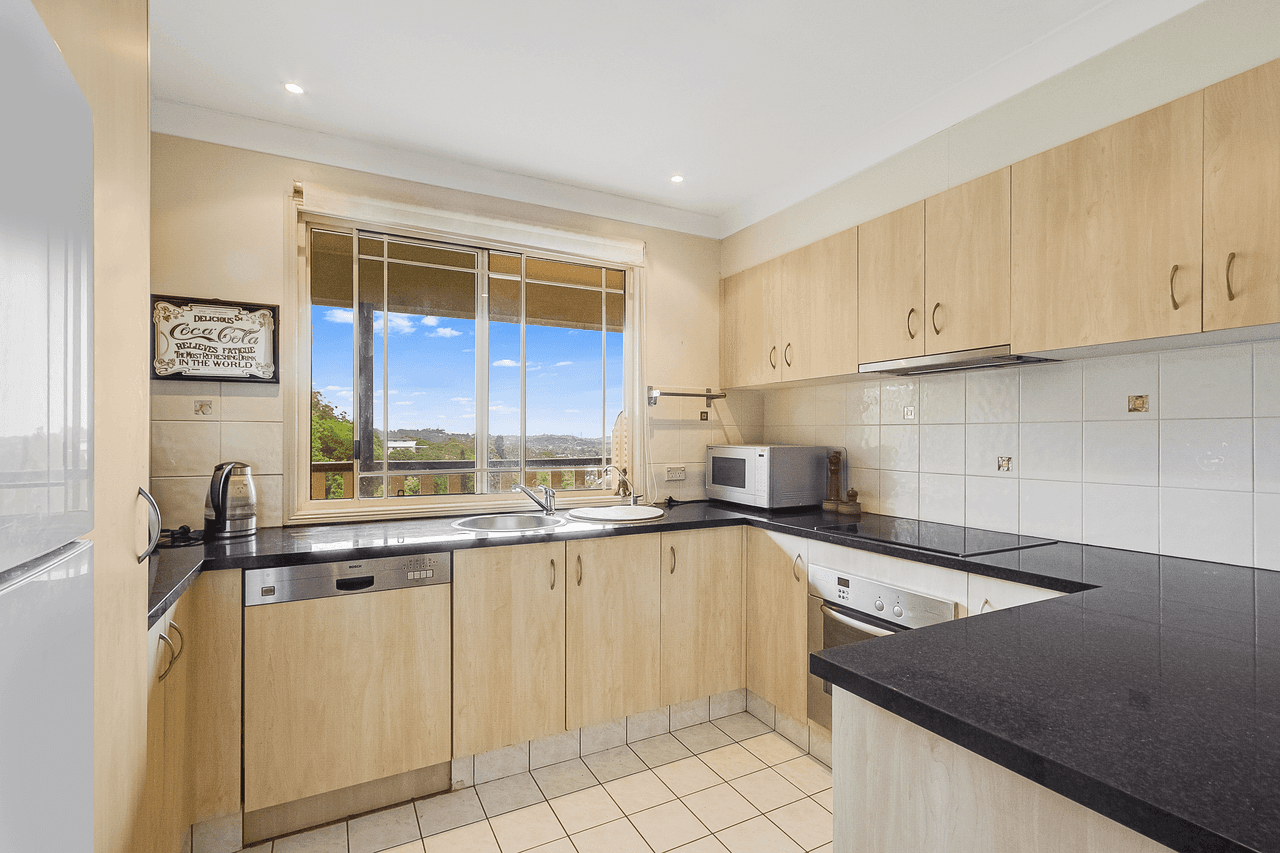 37/76 Hoffschildt Drive, CURRUMBIN WATERS, QLD 4223