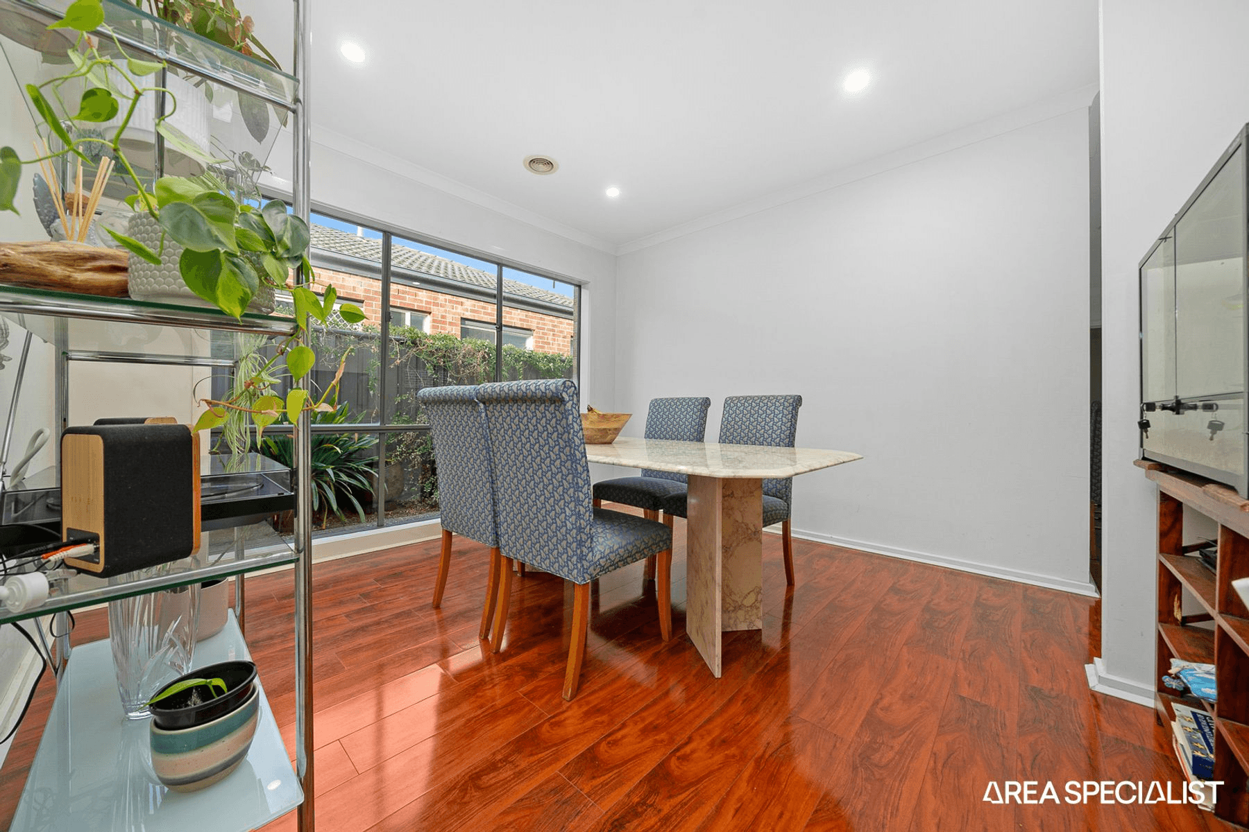 8 Sagan Drive, Cranbourne North, VIC 3977