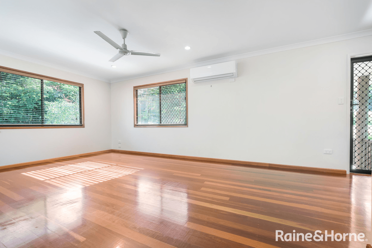 50 Adelaide Street, SOUTH GLADSTONE, QLD 4680