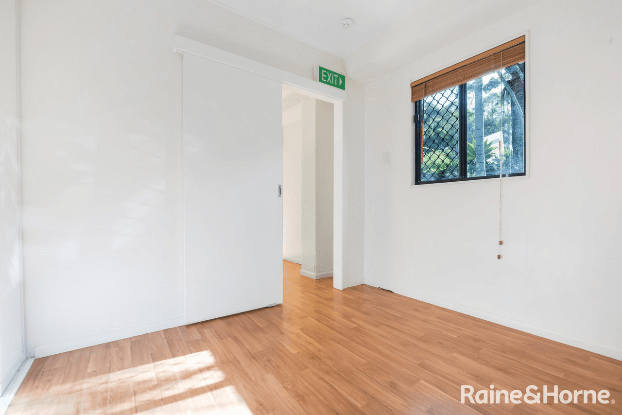 50 Adelaide Street, SOUTH GLADSTONE, QLD 4680
