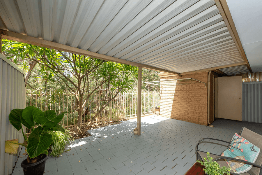 18/4 Page Road, KELMSCOTT, WA 6111