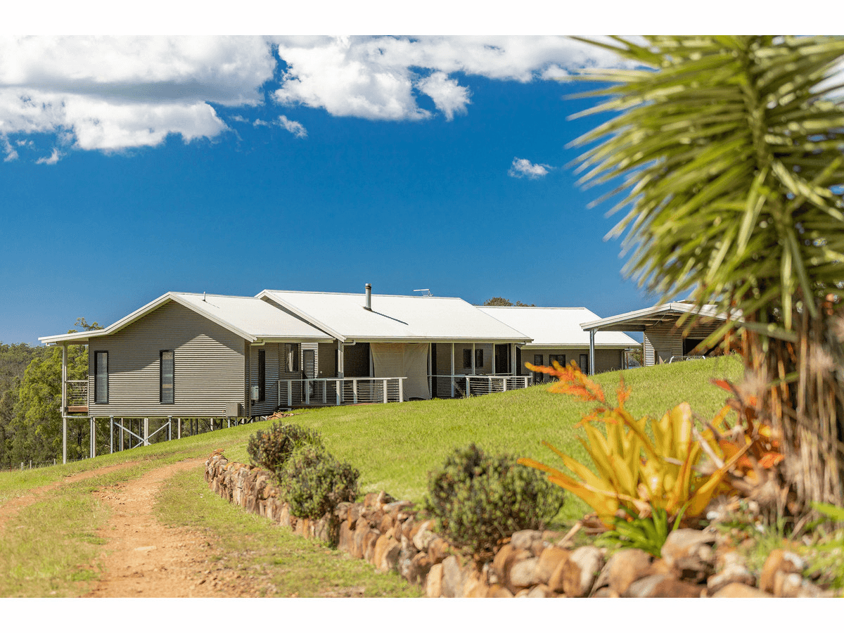 840 Locketts Crossing Road, COOLONGOLOOK, NSW 2423