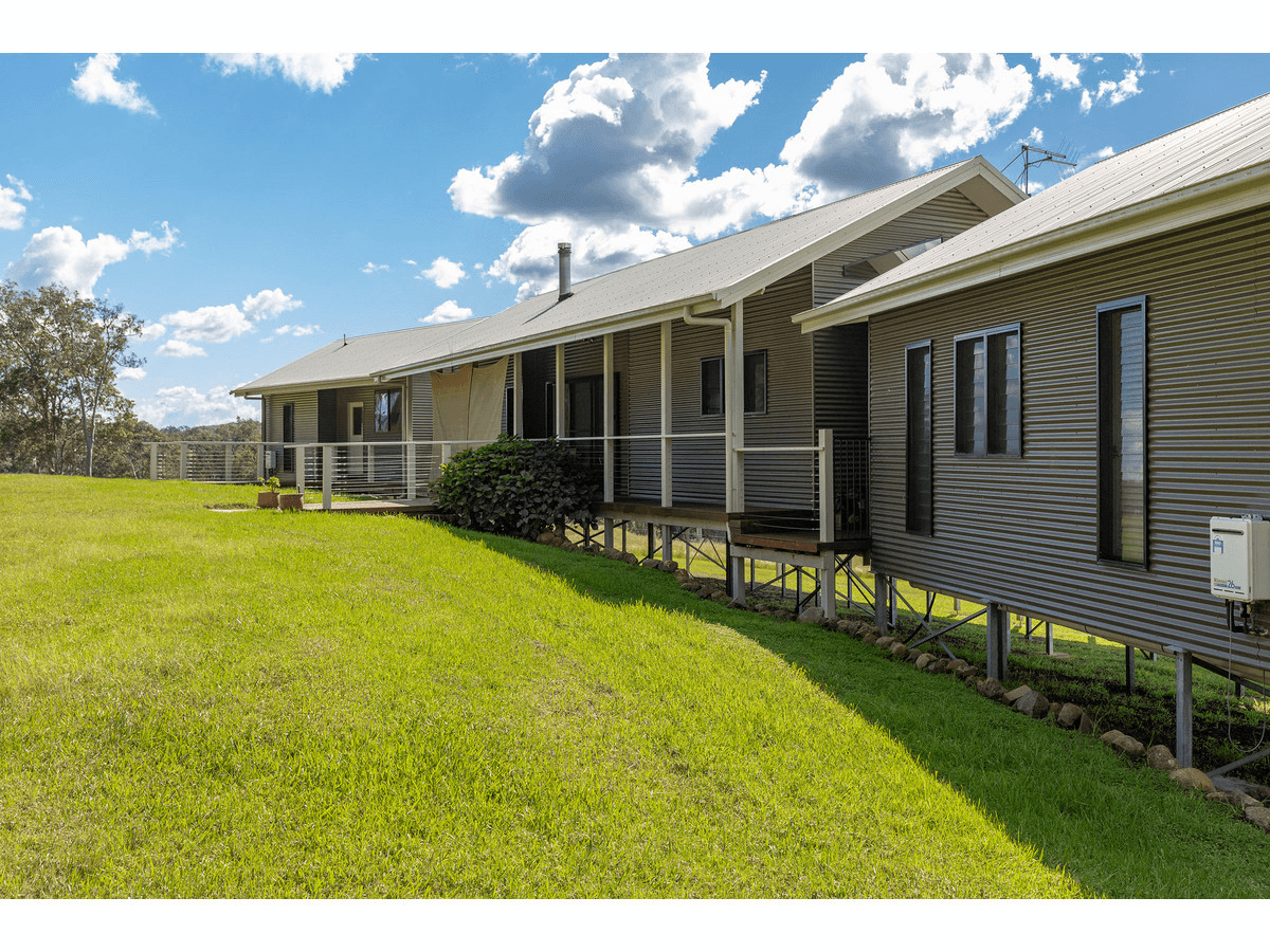 840 Locketts Crossing Road, COOLONGOLOOK, NSW 2423