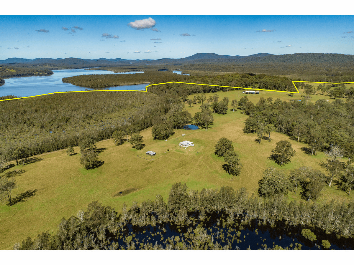 840 Locketts Crossing Road, COOLONGOLOOK, NSW 2423