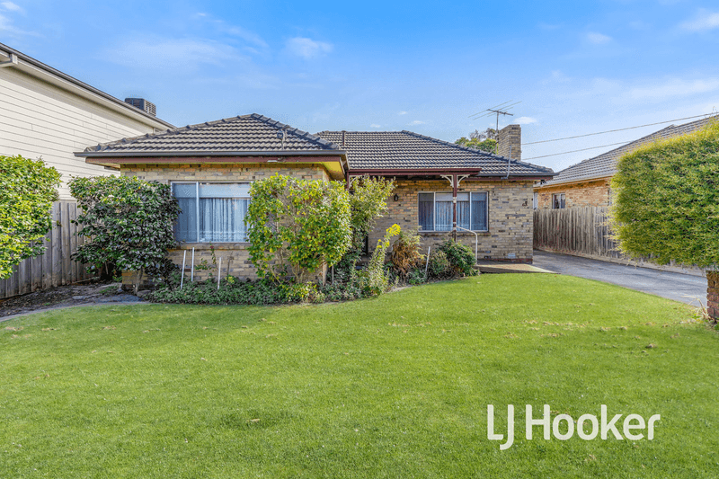 63 Parkmore Road, BENTLEIGH EAST, VIC 3165