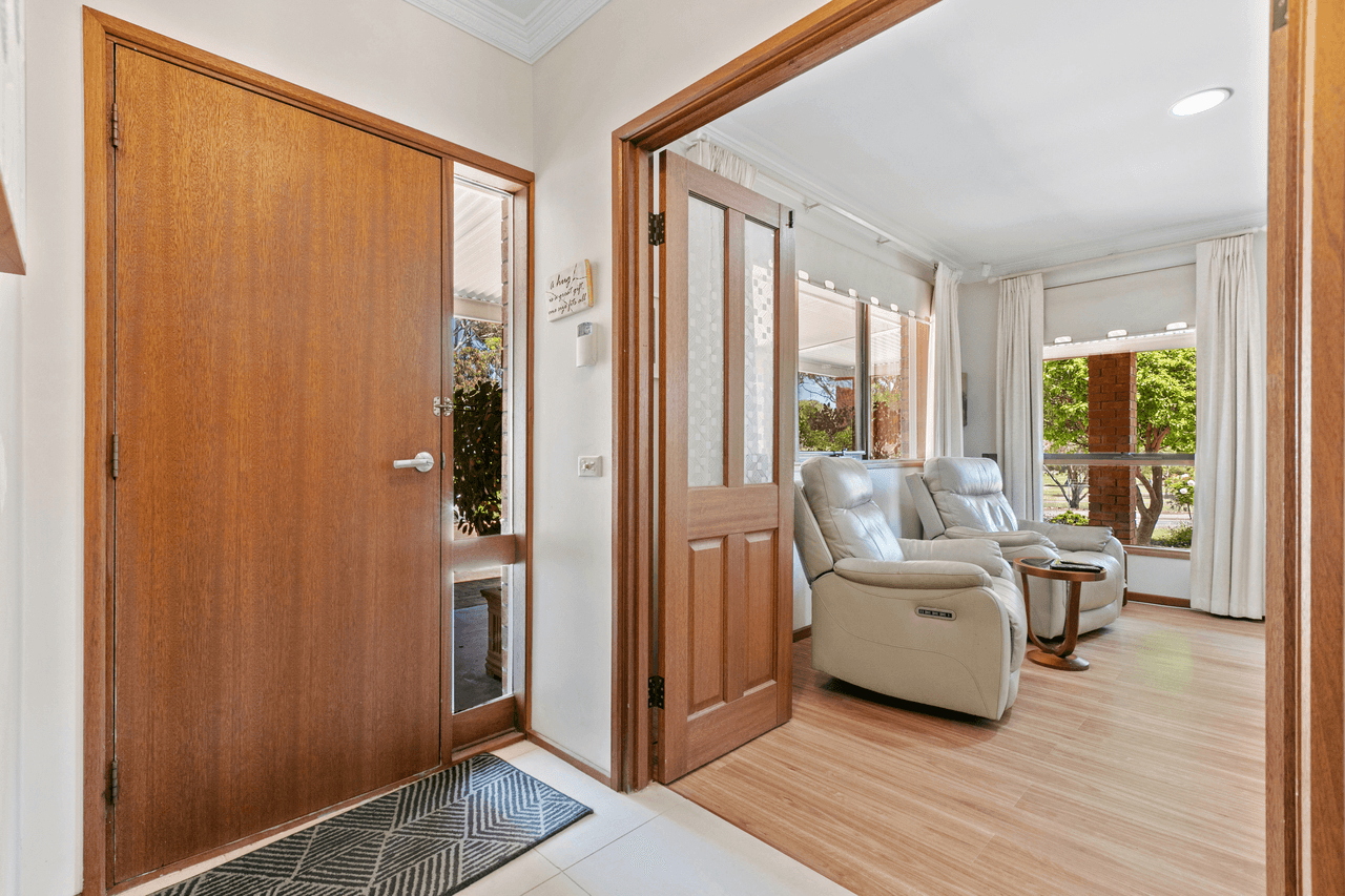 37 Hamilton Road, FAIRVIEW PARK, SA 5126