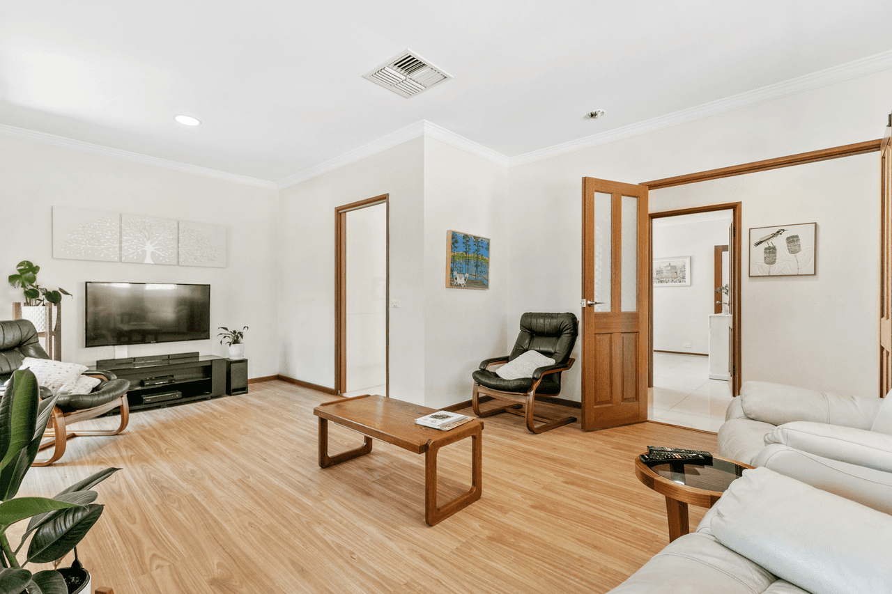 37 Hamilton Road, FAIRVIEW PARK, SA 5126