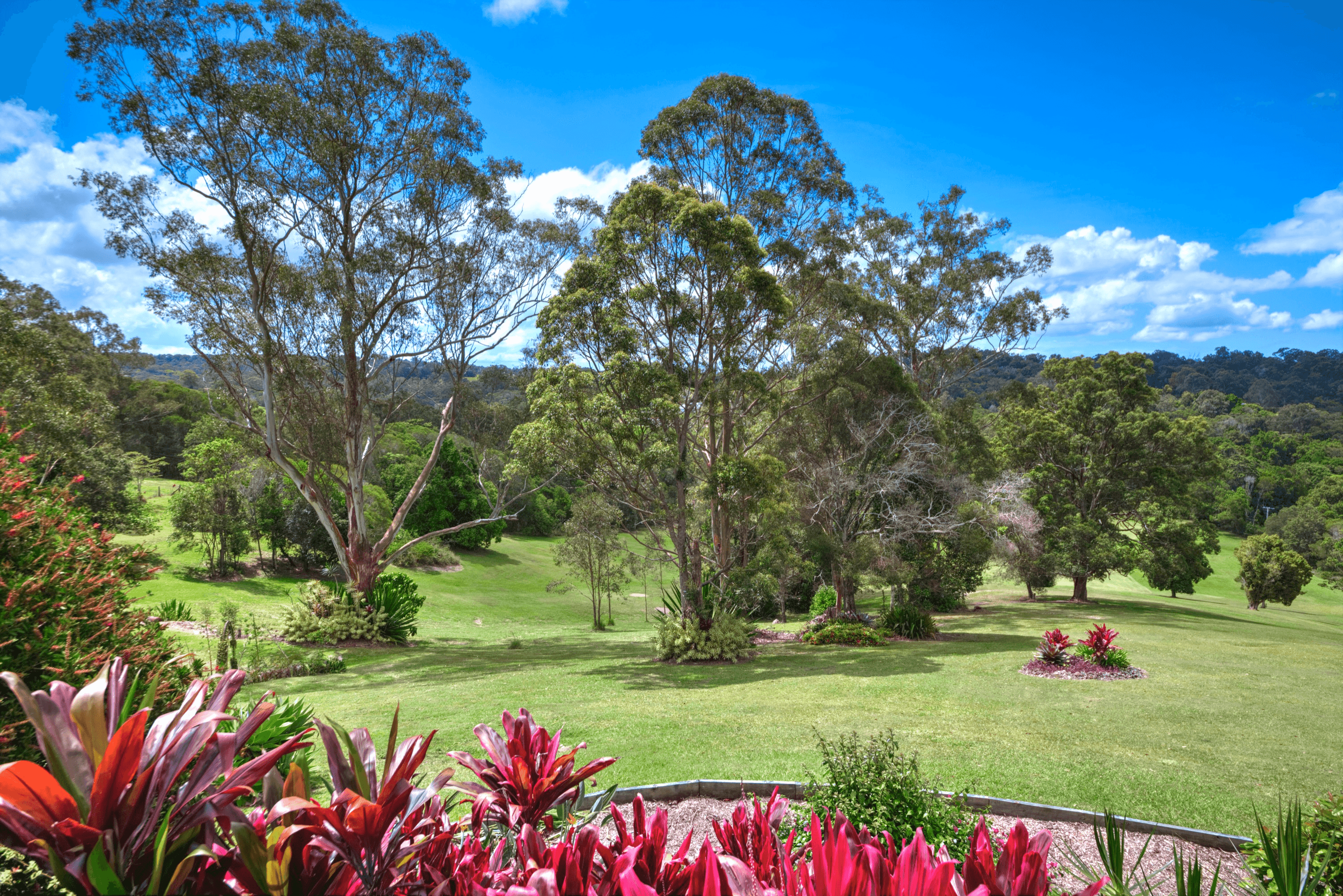 220 Lawnville Road, BLACK MOUNTAIN, QLD 4563