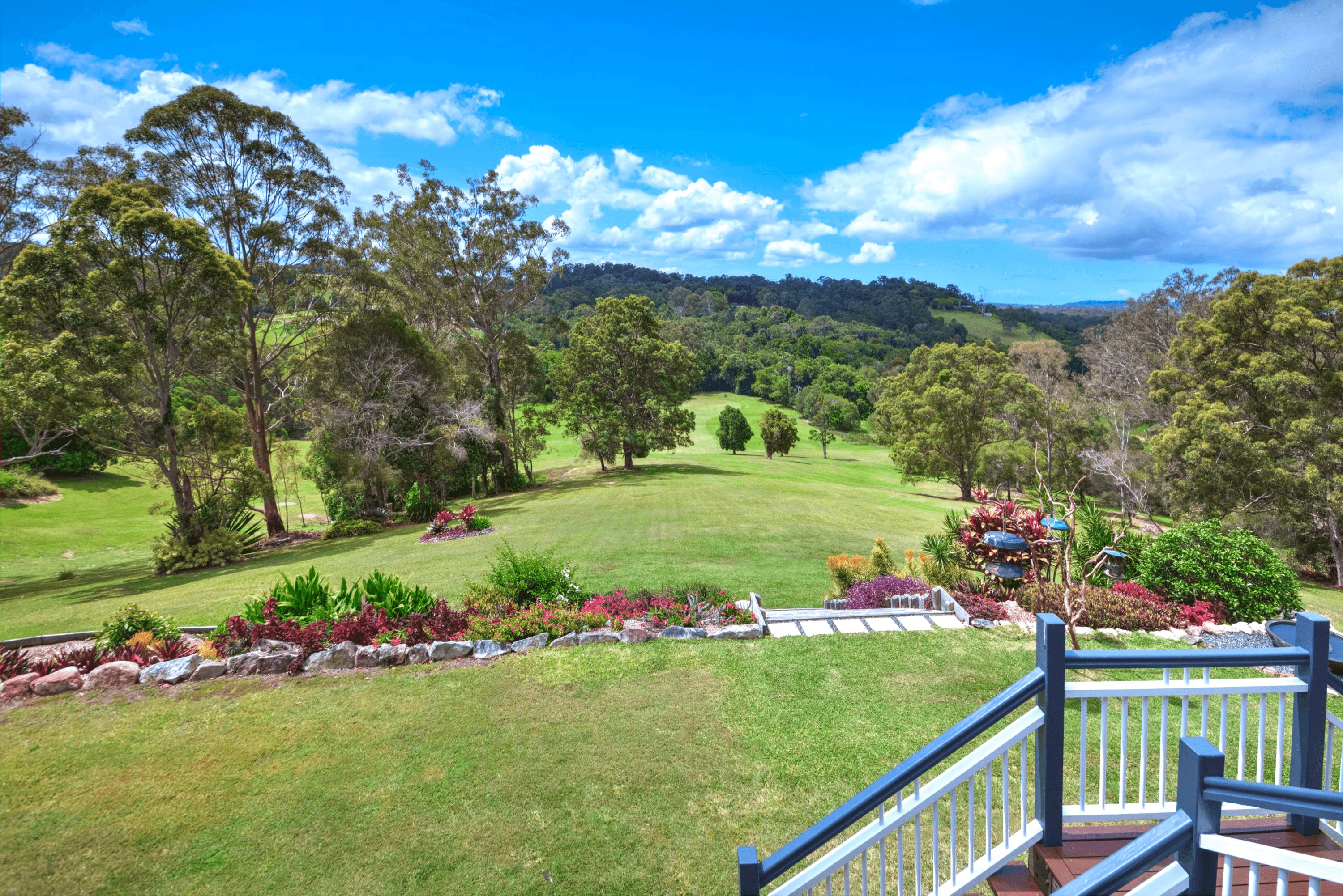 220 Lawnville Road, BLACK MOUNTAIN, QLD 4563