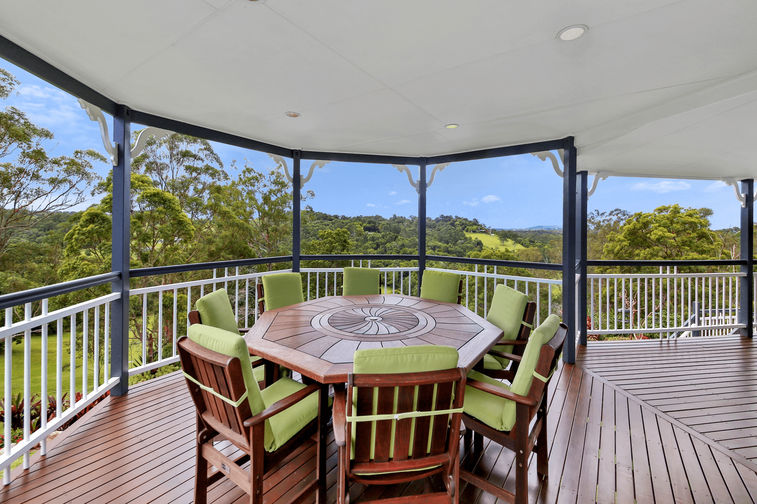 220 Lawnville Road, BLACK MOUNTAIN, QLD 4563