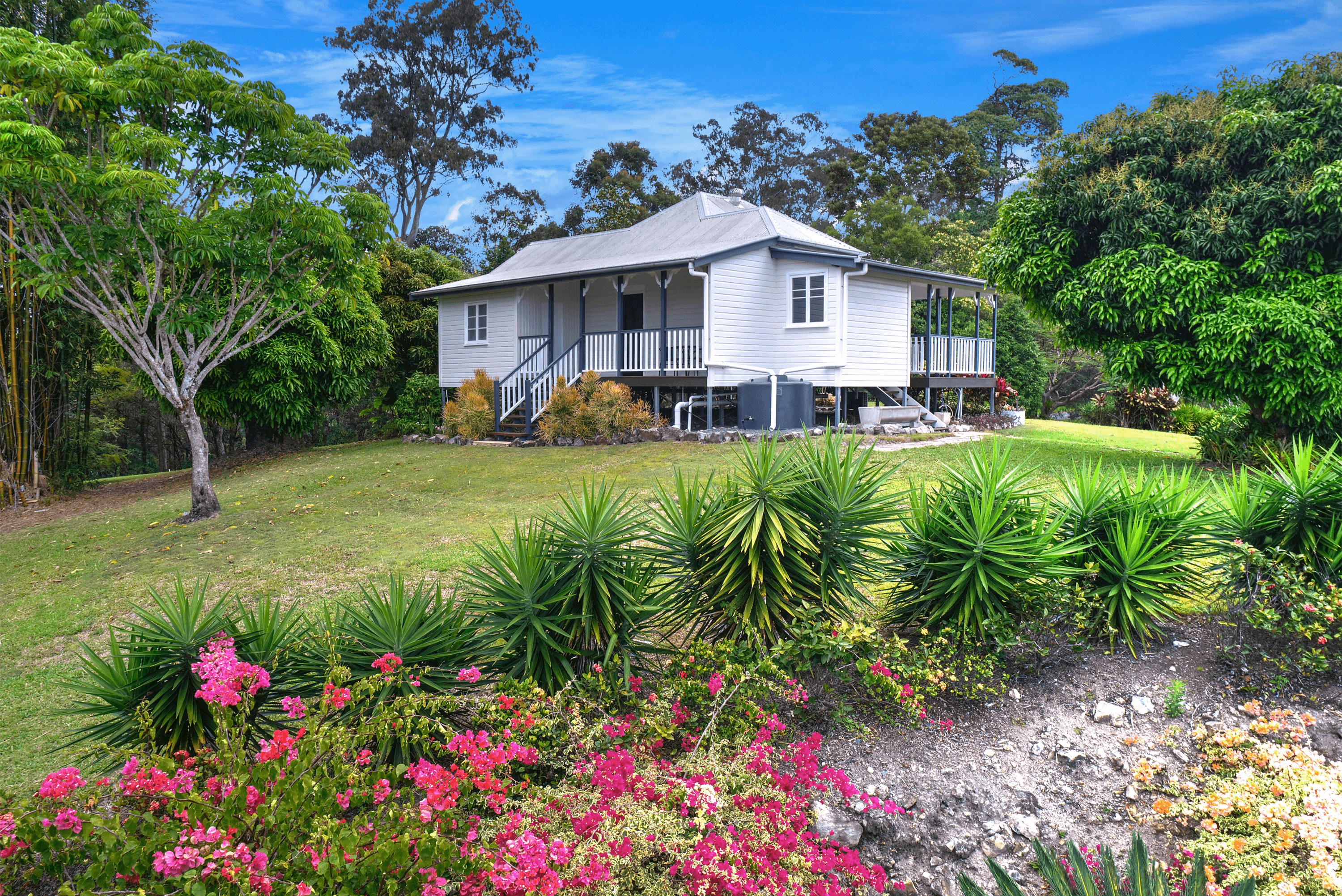 220 Lawnville Road, BLACK MOUNTAIN, QLD 4563