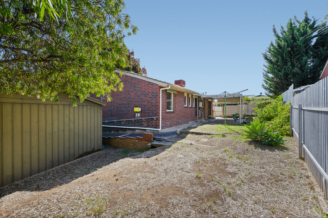 2 Paul Court, CHRISTIE DOWNS, SA 5164