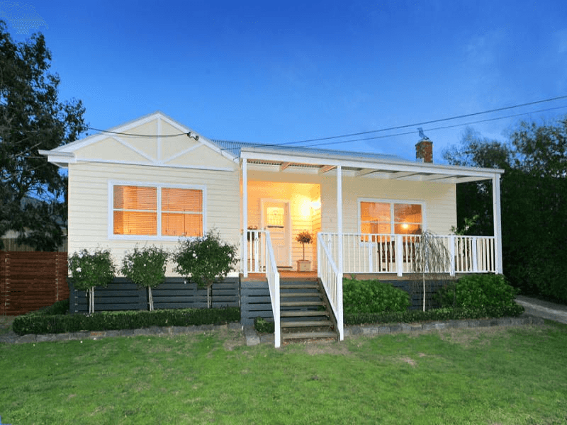 6 Stuart Crescent, NUNAWADING, VIC 3131