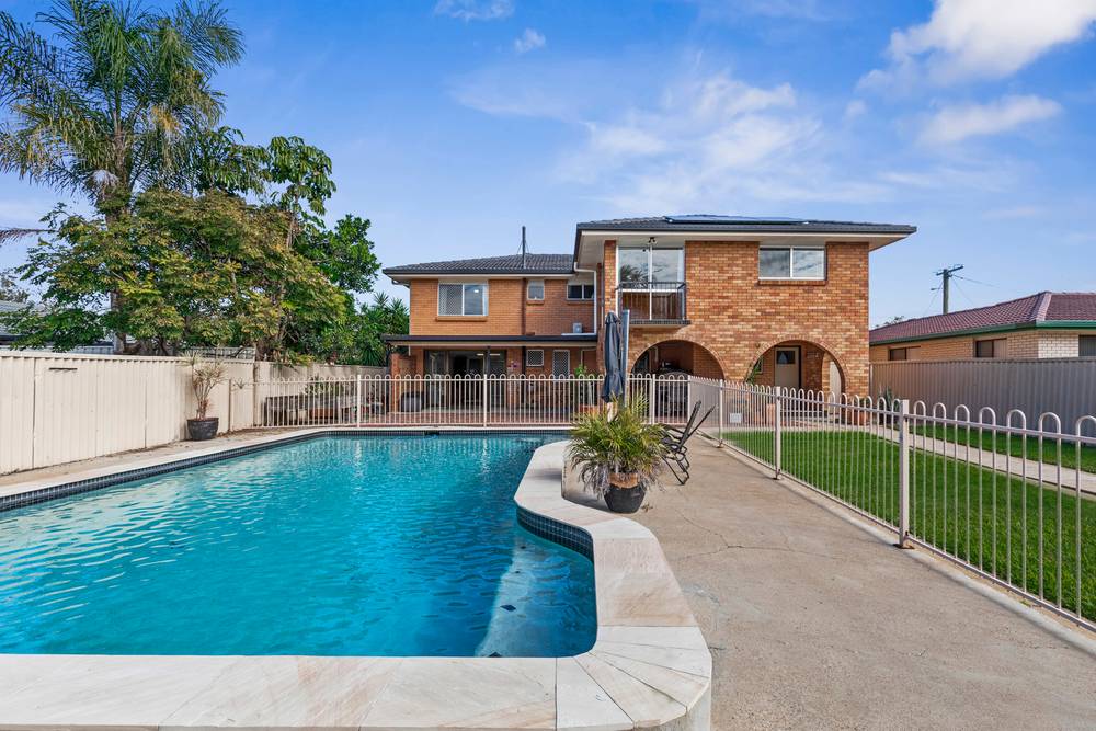 4 Danube Drive, STRATHPINE, QLD 4500