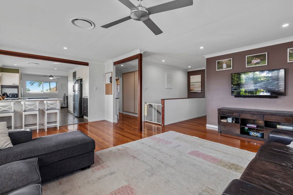 4 Danube Drive, STRATHPINE, QLD 4500