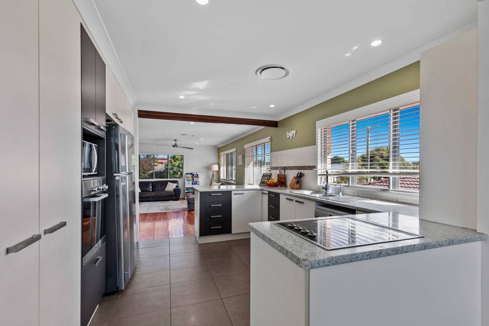 4 Danube Drive, STRATHPINE, QLD 4500