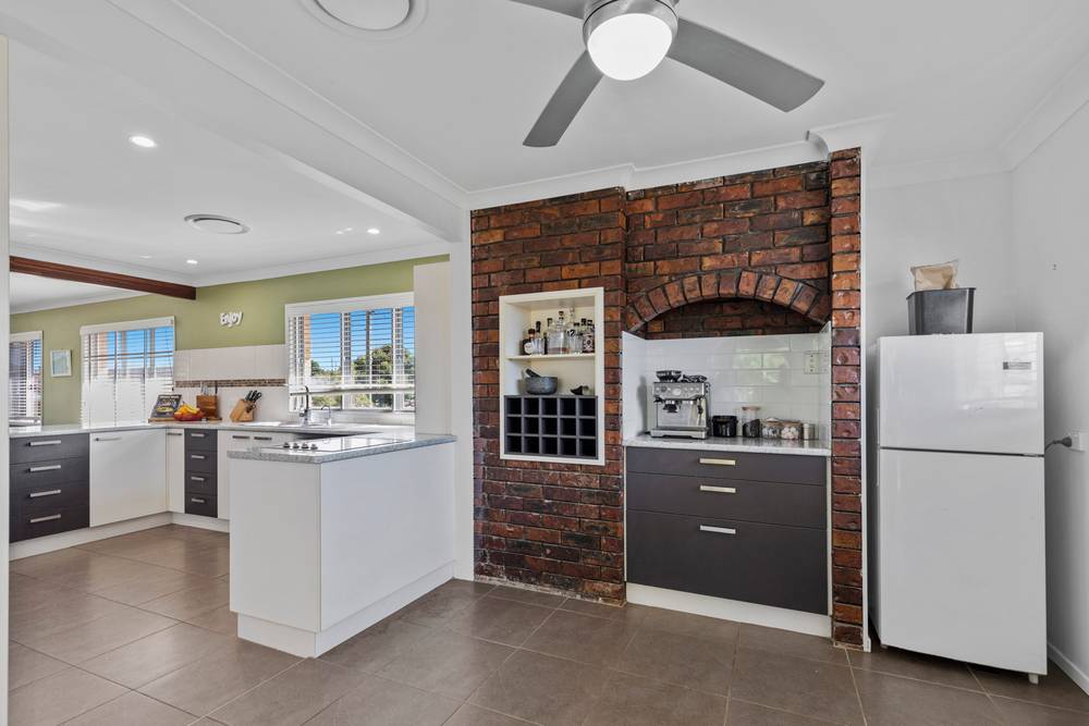 4 Danube Drive, STRATHPINE, QLD 4500