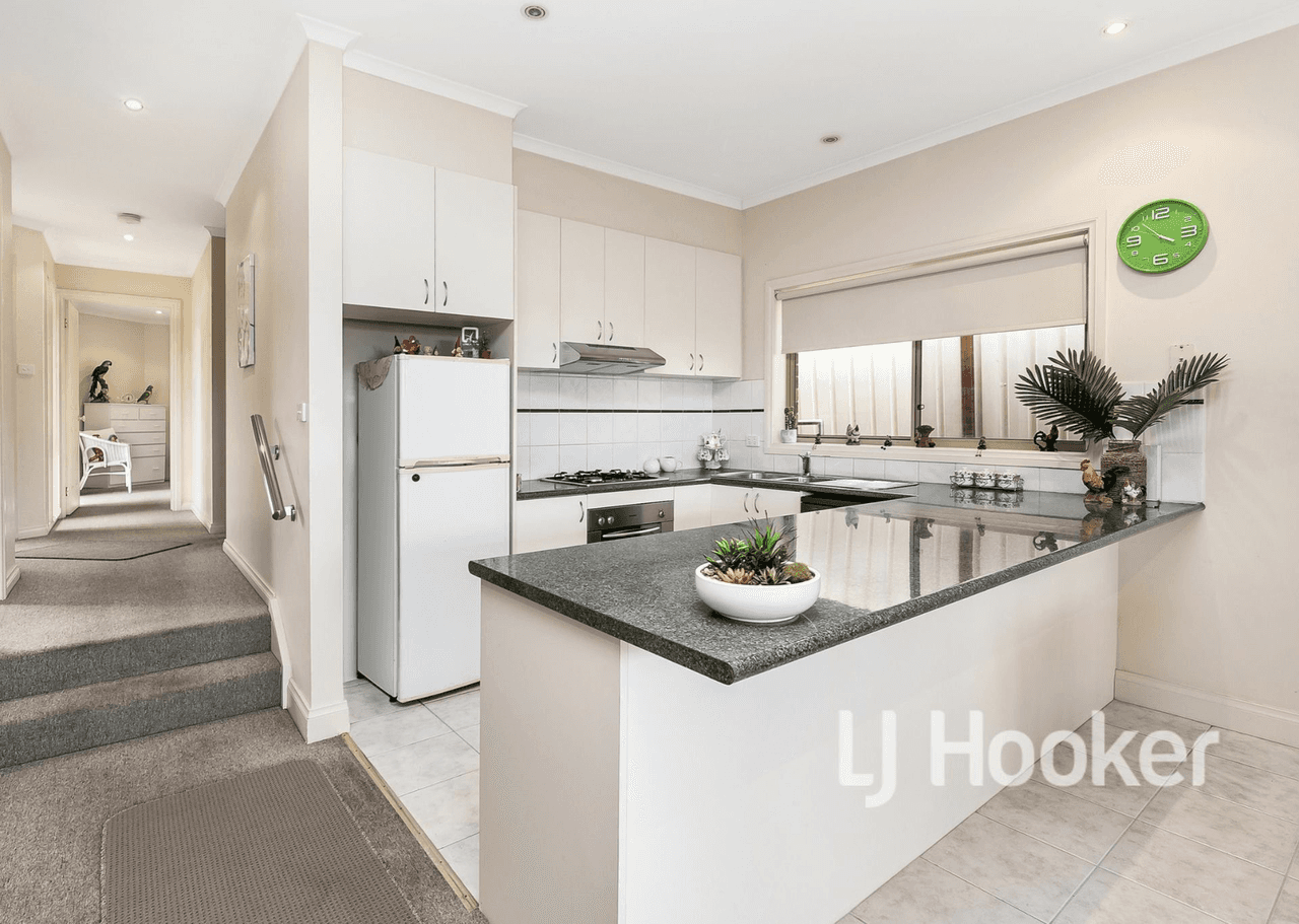 Unit 3/15 Powlett Street, KILMORE, VIC 3764