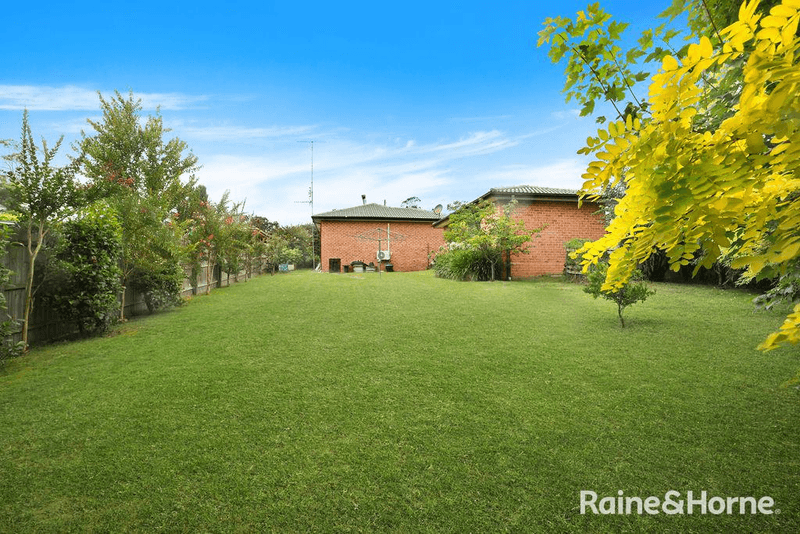 18 Wyatt Street, MOSS VALE, NSW 2577