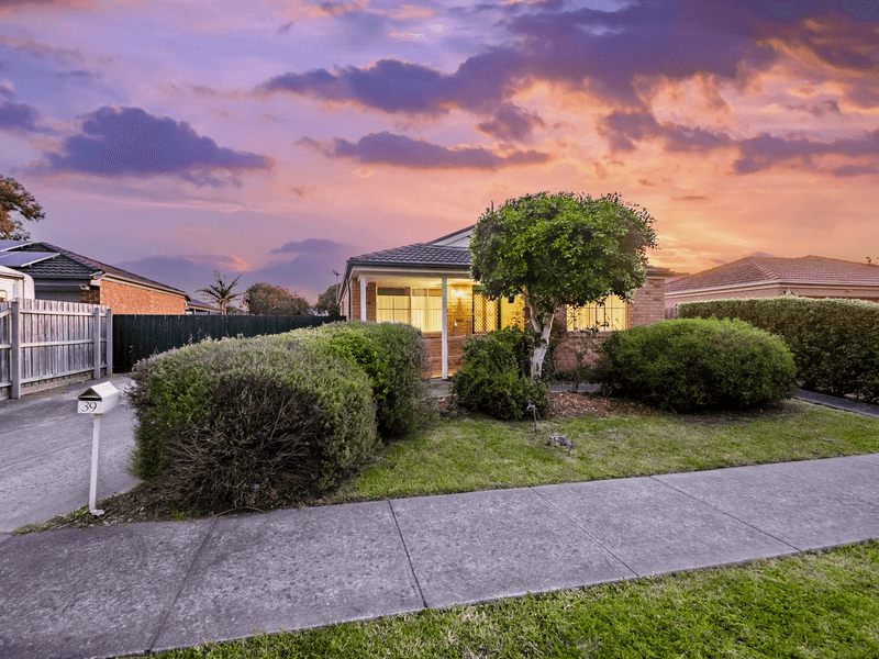 39 Breens Road, CRANBOURNE WEST, VIC 3977