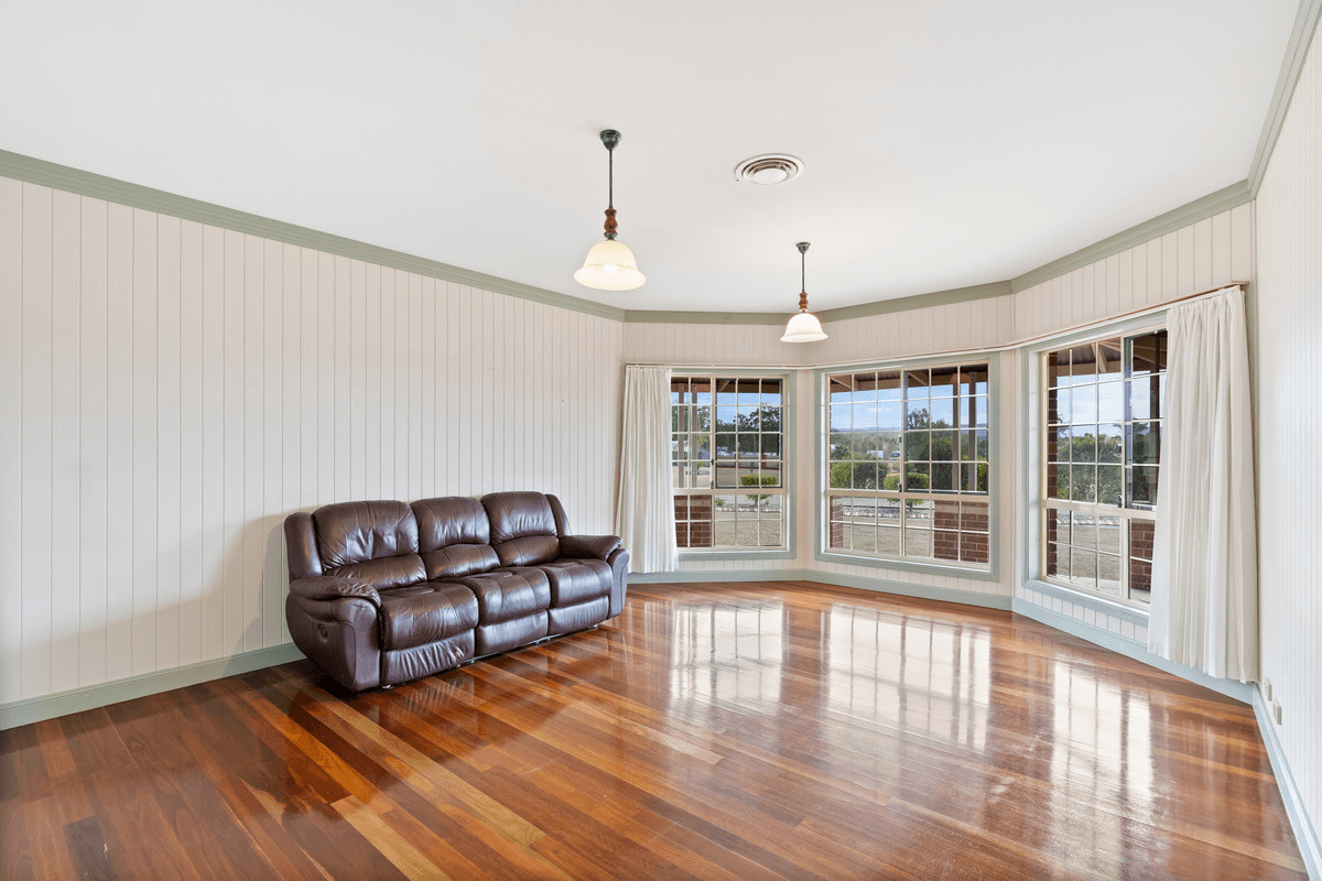 10 Helendale Drive, Helidon Spa, QLD 4344
