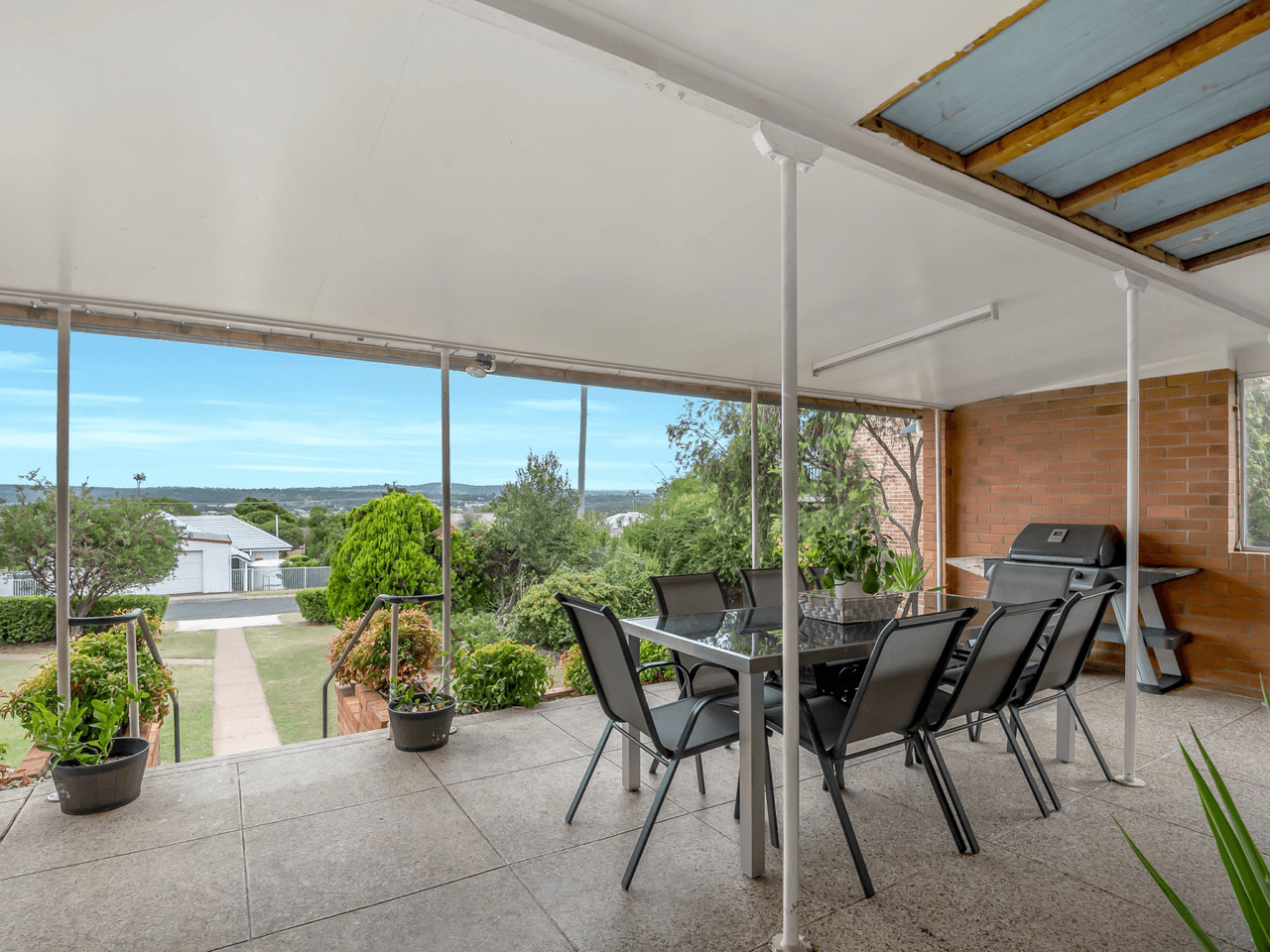 6 Donald Street, WARWICK, QLD 4370