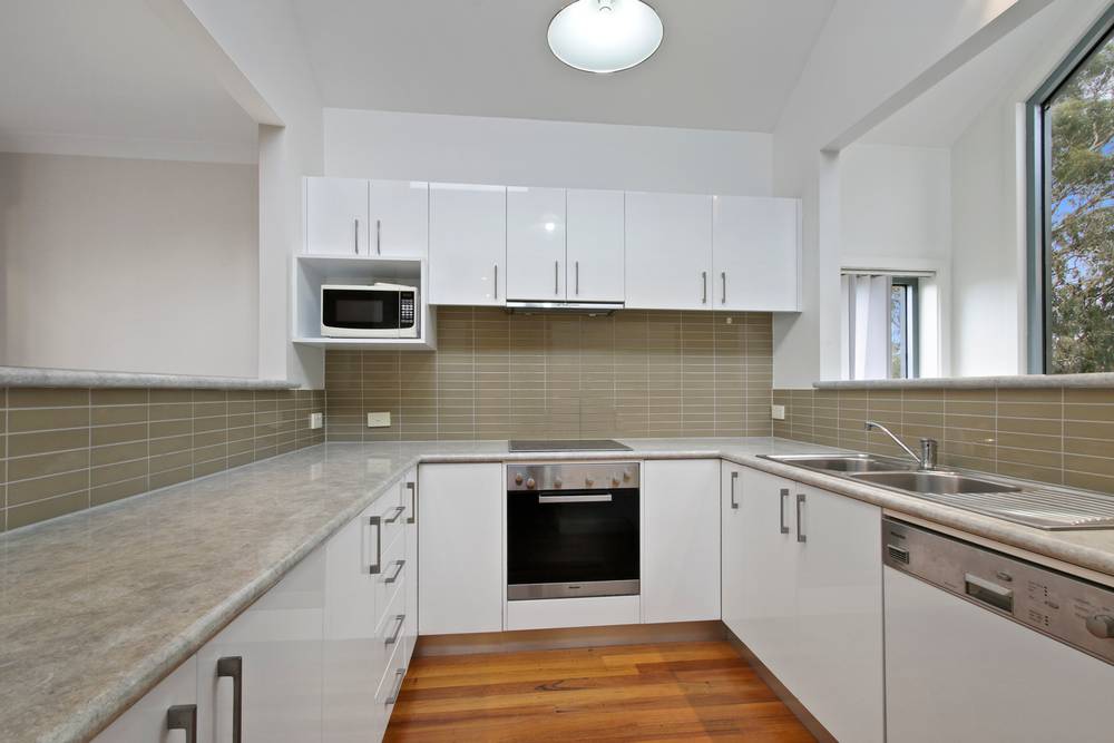 6 Green Court, Eagle Point, VIC 3878